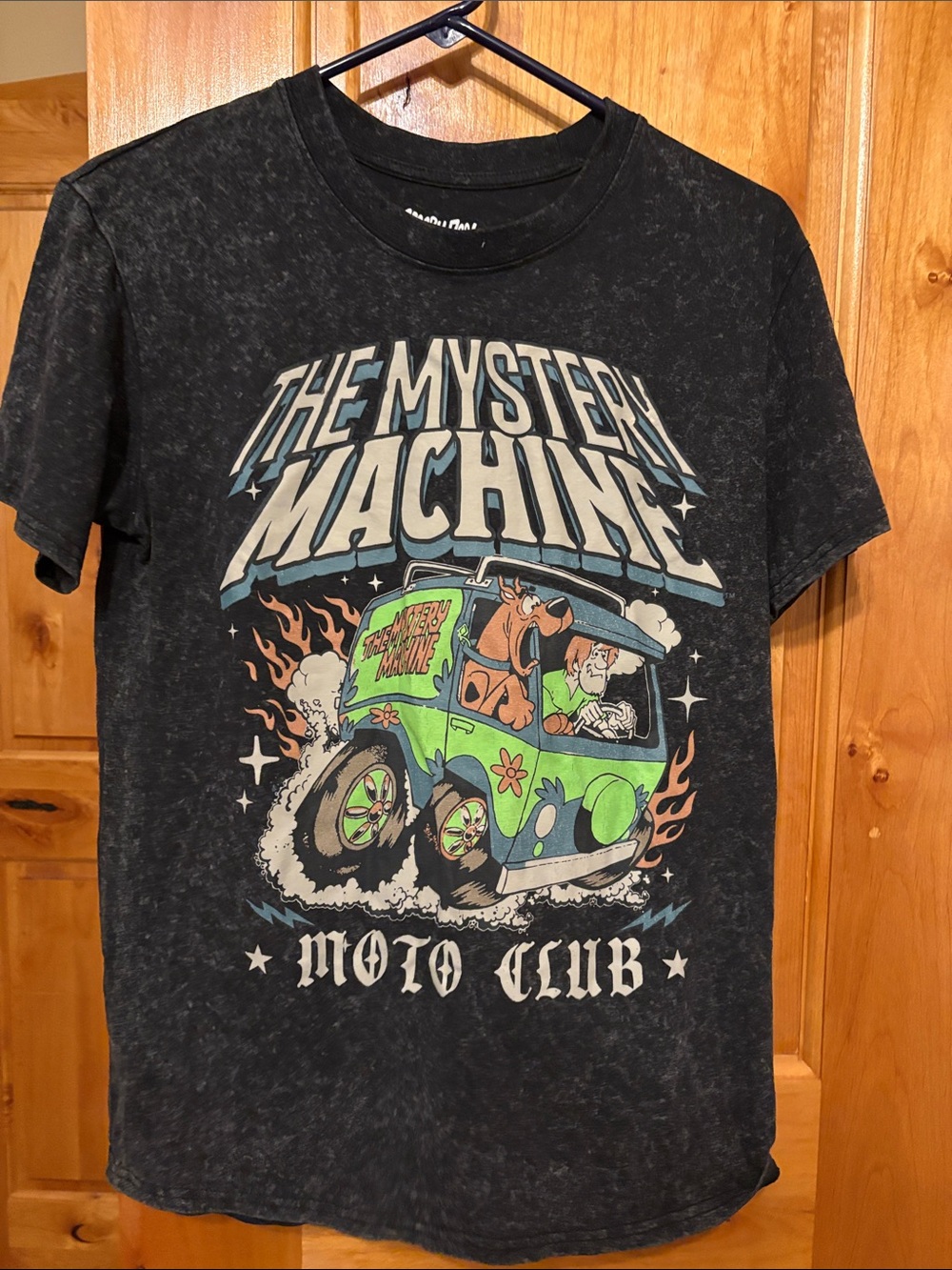 Scooby-Doo The Mystery Machine womens Graphic Tee - Black & Green